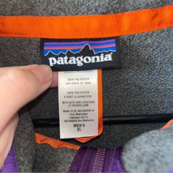 Patagonia Men’s Synchilla Grey with Purple Accents Vest Size XLarge - Picture 5 of 7